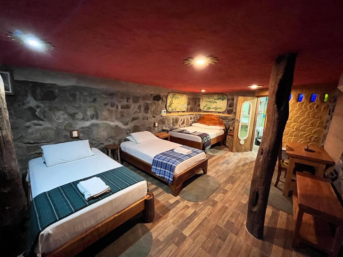 Lonesome George Ecolodge Puerto Ayora  Bagian luar foto