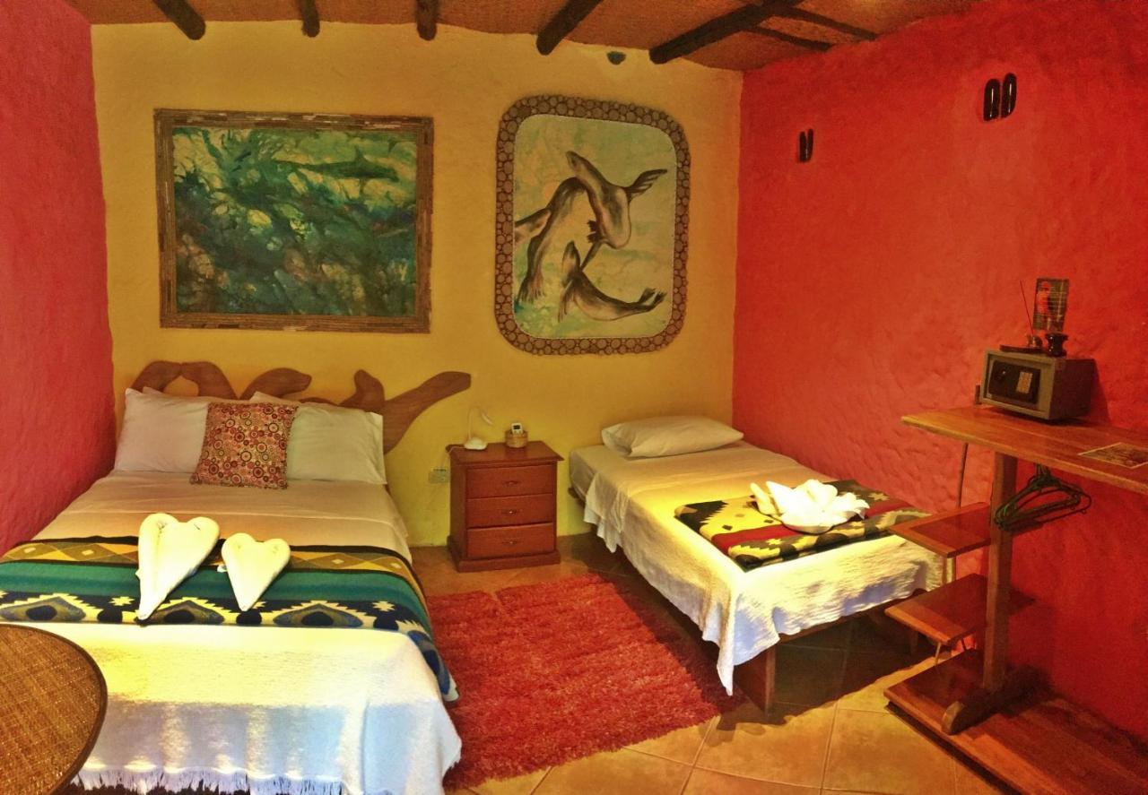Lonesome George Ecolodge Puerto Ayora  Bagian luar foto
