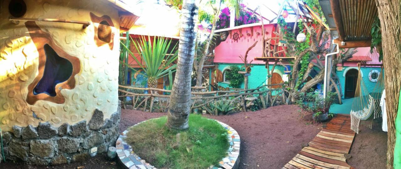 Lonesome George Ecolodge Puerto Ayora  Bagian luar foto