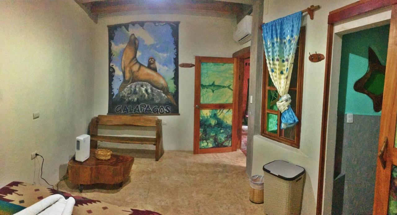Lonesome George Ecolodge Puerto Ayora  Bagian luar foto
